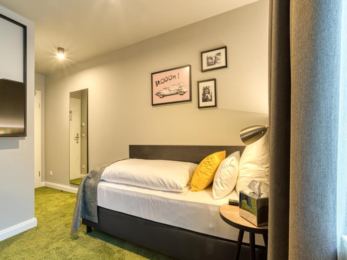 Vienna House Easy By Wyndham อินโกลชตัดต์ ภายนอก รูปภาพ