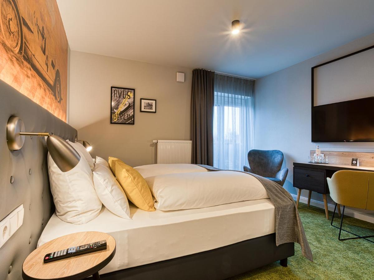 Vienna House Easy By Wyndham อินโกลชตัดต์ ภายนอก รูปภาพ