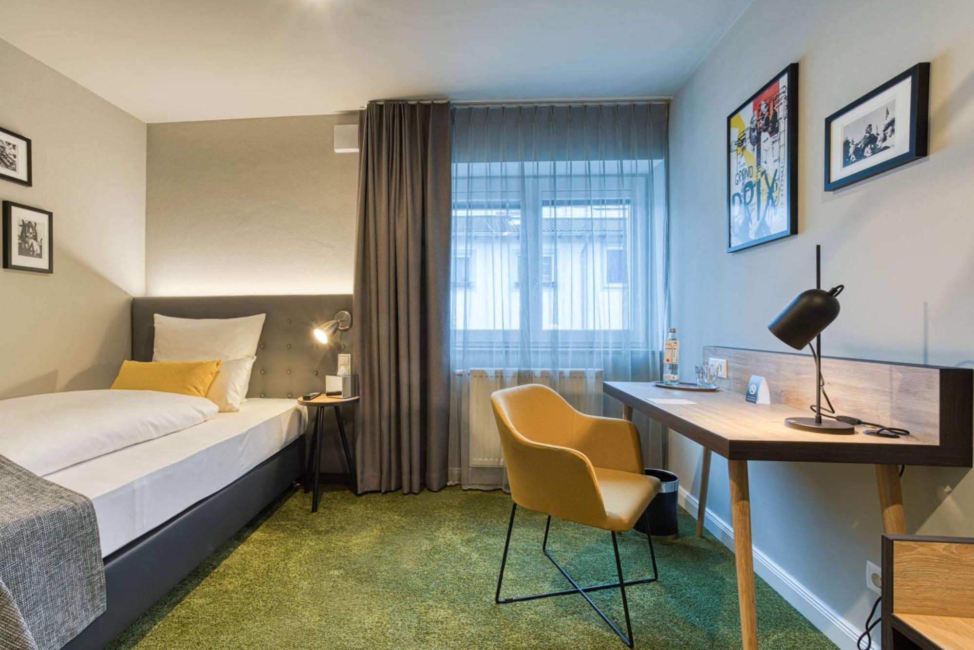 Nyce Hotel Ingolstadt, Trademark Collection By Wyndham ภายนอก รูปภาพ